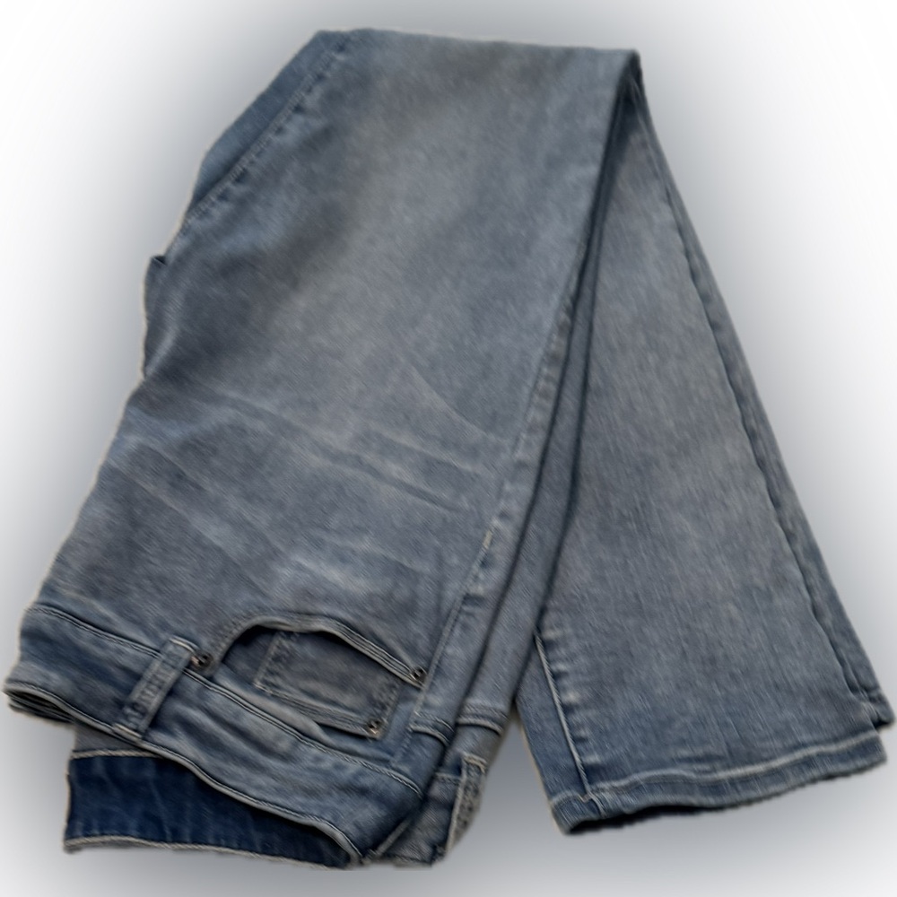 Chico's sz 0, so slimming jeans